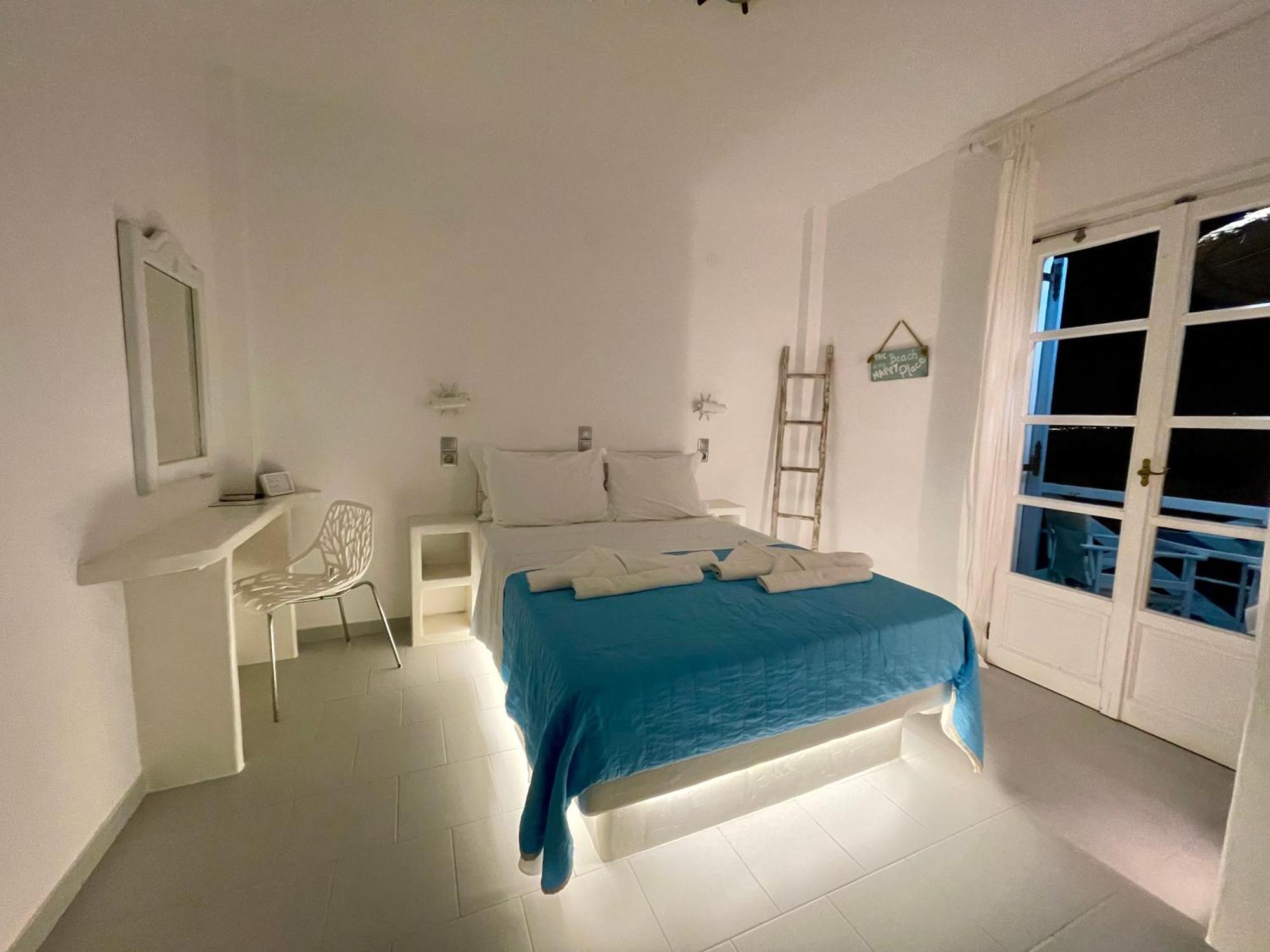 פארוס Niriides Studios מראה חיצוני תמונה